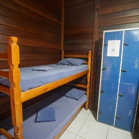 Hostel Capricornio Carcara Карагуататуба Екстериор снимка