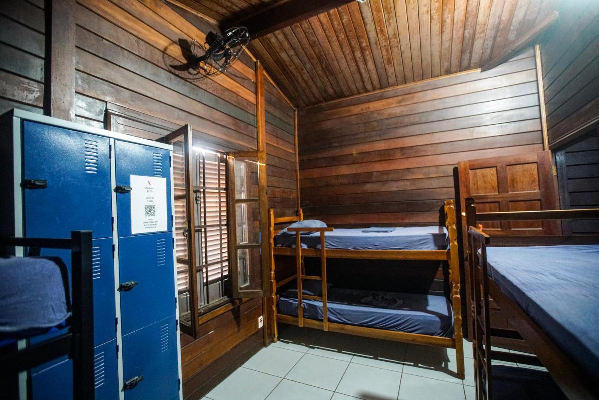 Hostel Capricornio Carcara Карагуататуба Екстериор снимка