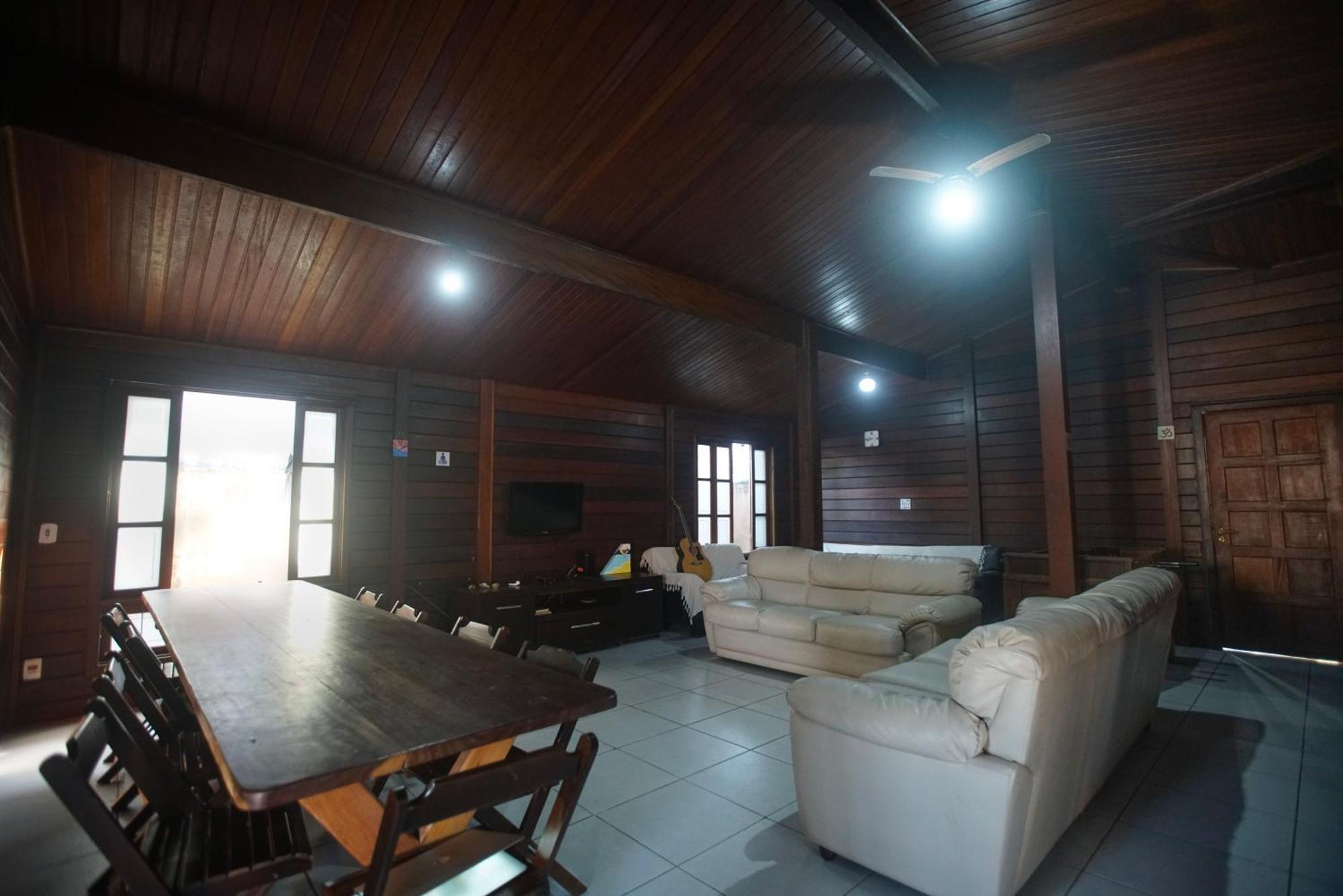 Hostel Capricornio Carcara Карагуататуба Екстериор снимка
