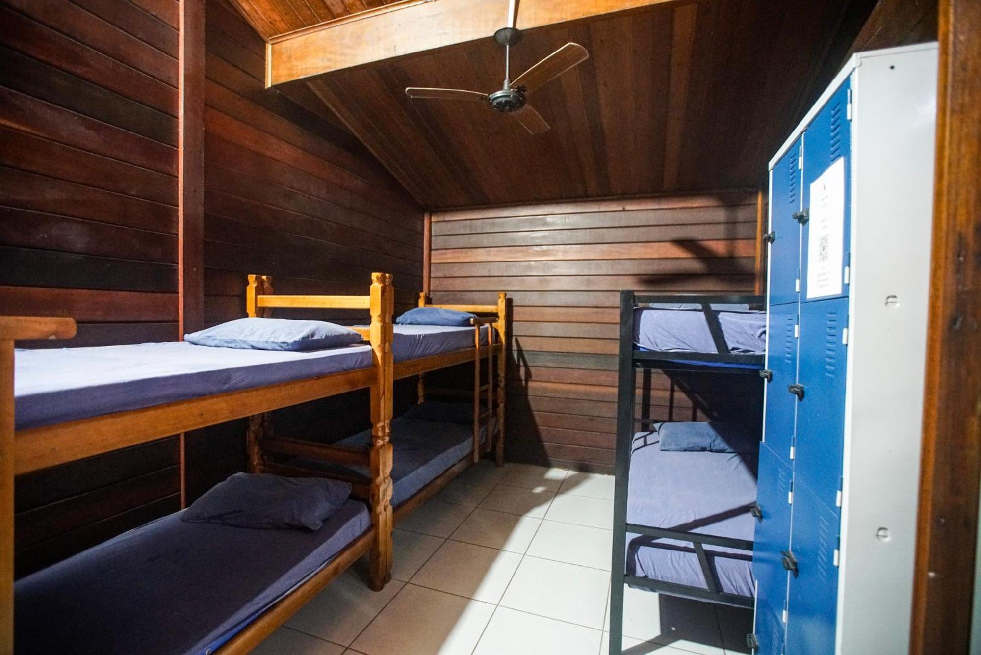 Hostel Capricornio Carcara Карагуататуба Екстериор снимка
