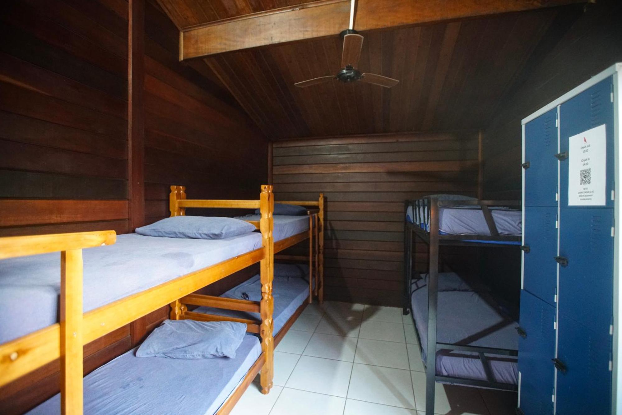 Hostel Capricornio Carcara Карагуататуба Екстериор снимка